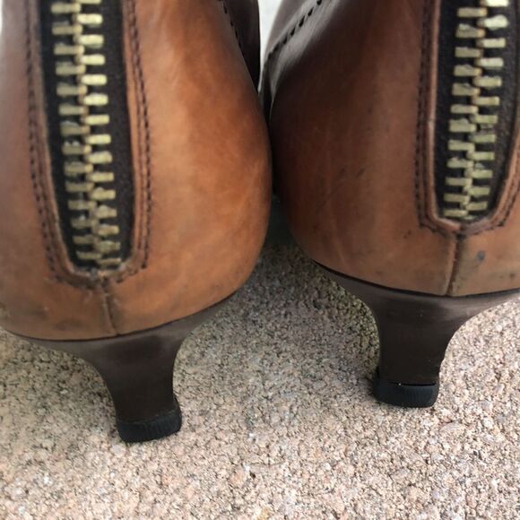 Vintage Prada ankle boots - Picture 6 of 8